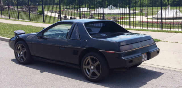 1985 Pontiac Fiero - photo 5