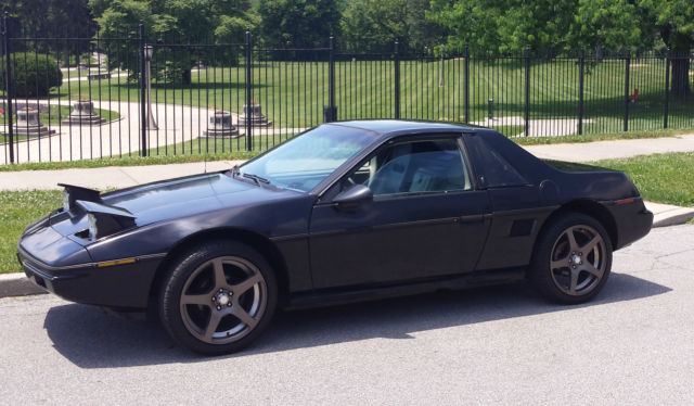 1985 Pontiac Fiero - photo 7