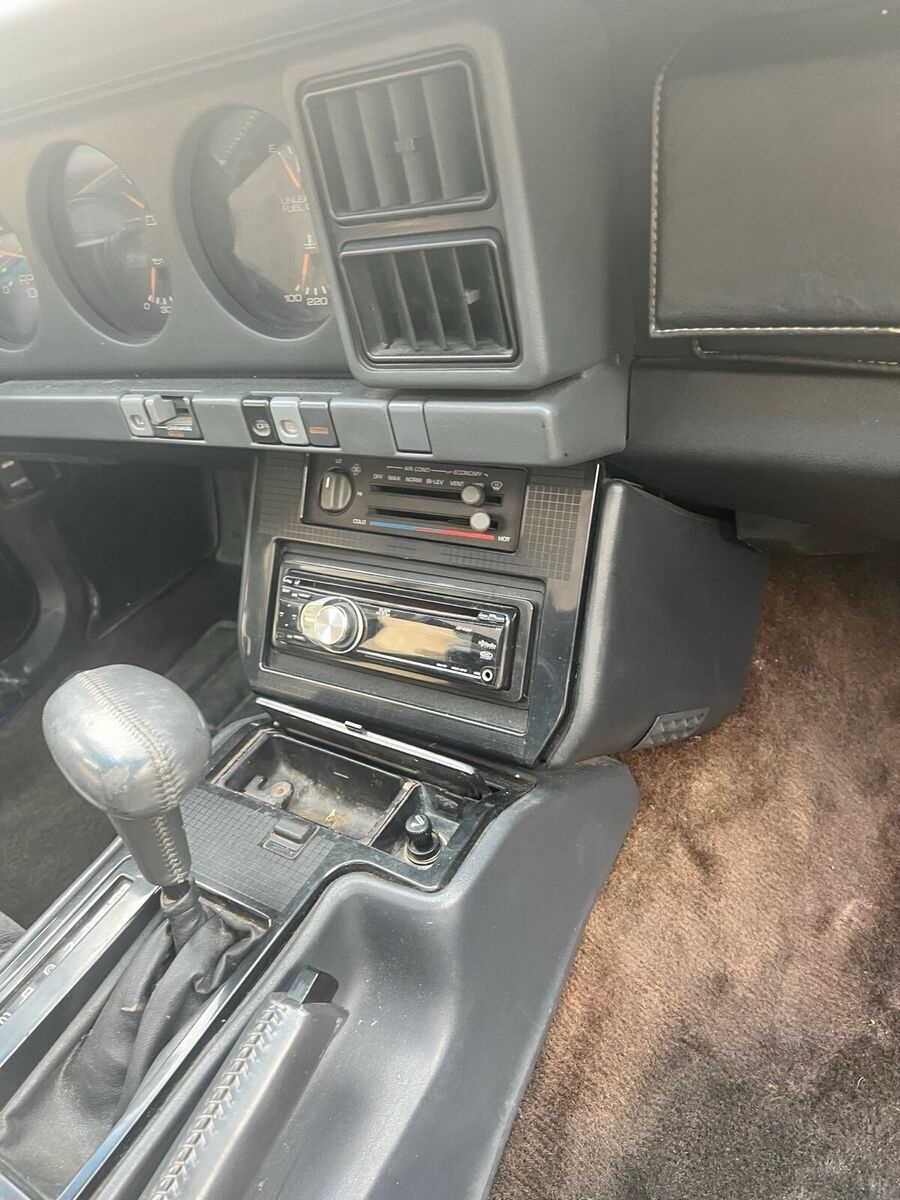 1985 Pontiac Firebird TRANS AM - photo 11