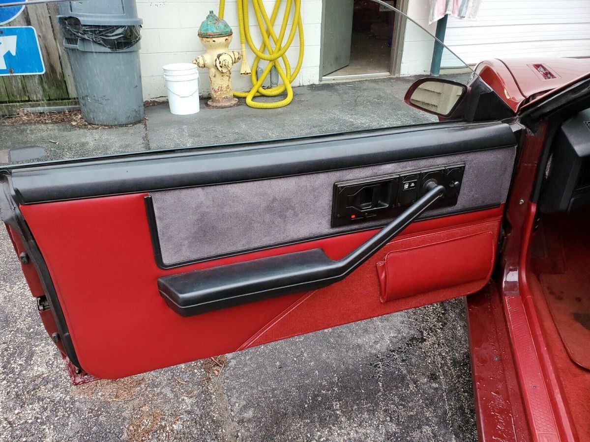1985 Pontiac Firebird TRANS AM - photo 7