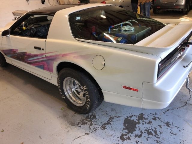 1985 Pontiac Firebird Trans Am - photo 7