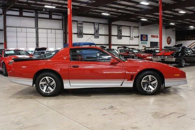 1985 Pontiac Firebird Trans Am - photo 7