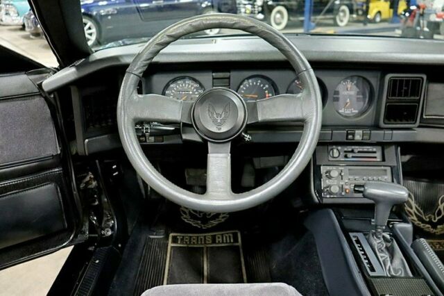 1985 Pontiac Firebird Trans Am - photo 12