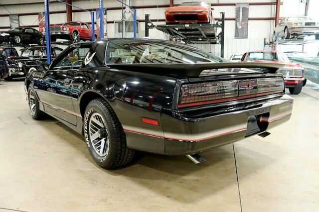 1985 Pontiac Firebird Trans Am - photo 3
