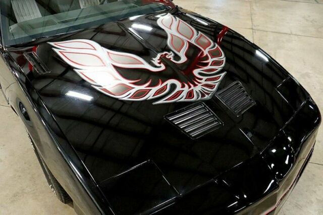 1985 Pontiac Firebird Trans Am - photo 9