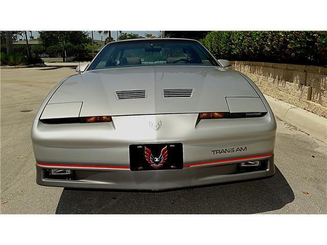 1985 Pontiac Trans Am LOW MILES - photo 10