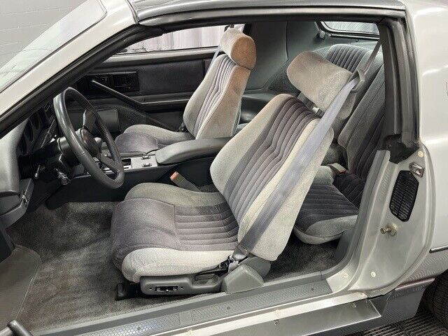 1985 Pontiac Firebird Trans Am - photo 10