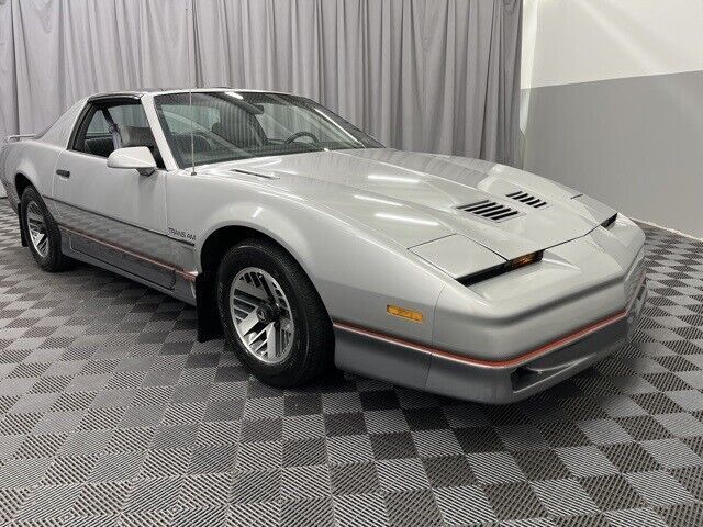 1985 Pontiac Firebird Trans Am - photo 3