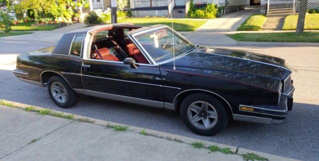 1985 Pontiac Grand Prix 42,000 original milage t tops 1985 Pontiac Grand Prix chrome