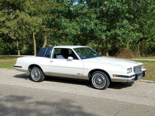 1985 Pontiac Grand Prix - 47,674 Miles - No Rust 1985 Pontiac Grand Prix