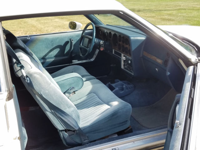 1985 Pontiac Grand Prix - photo 3
