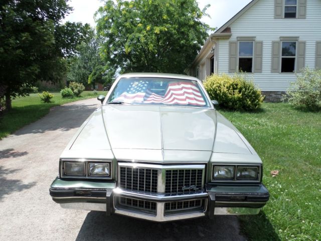 1985 Pontiac Grand Prix - photo 3