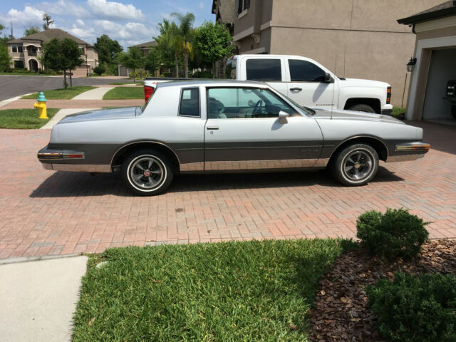 1985 Pontiac Grand Prix LE - photo 2