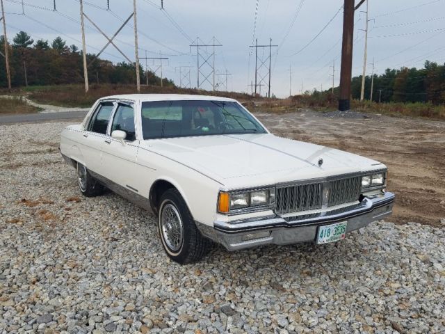 1985 Pontiac Parisienne Brougham (Canadian Bonneville) Excellent Condition 1985 Pontiac Parisienne Brougham