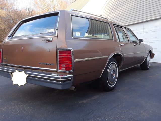 1985 Pontiac Safari Wagon - photo 13