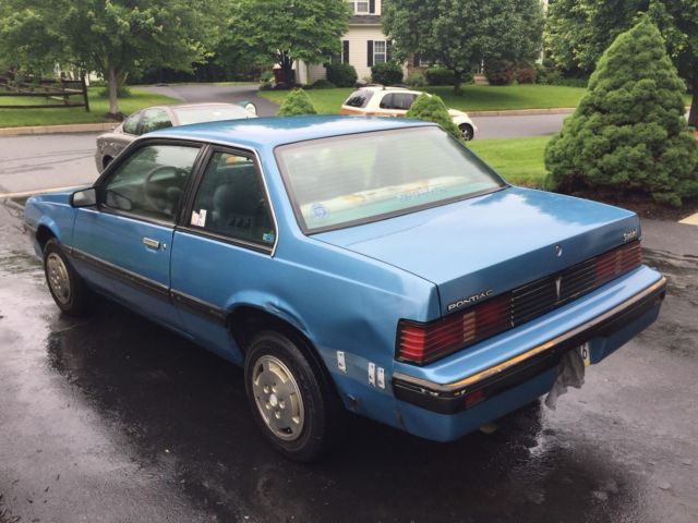1985 Pontiac Sunbird - photo 2