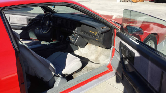 1985 Pontiac Trans Am - photo 9