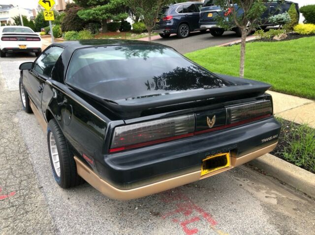 1985 Pontiac Trans Am - photo 2