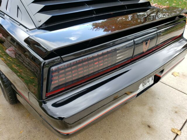 1985 Pontiac Firebird Trans Am - photo 7