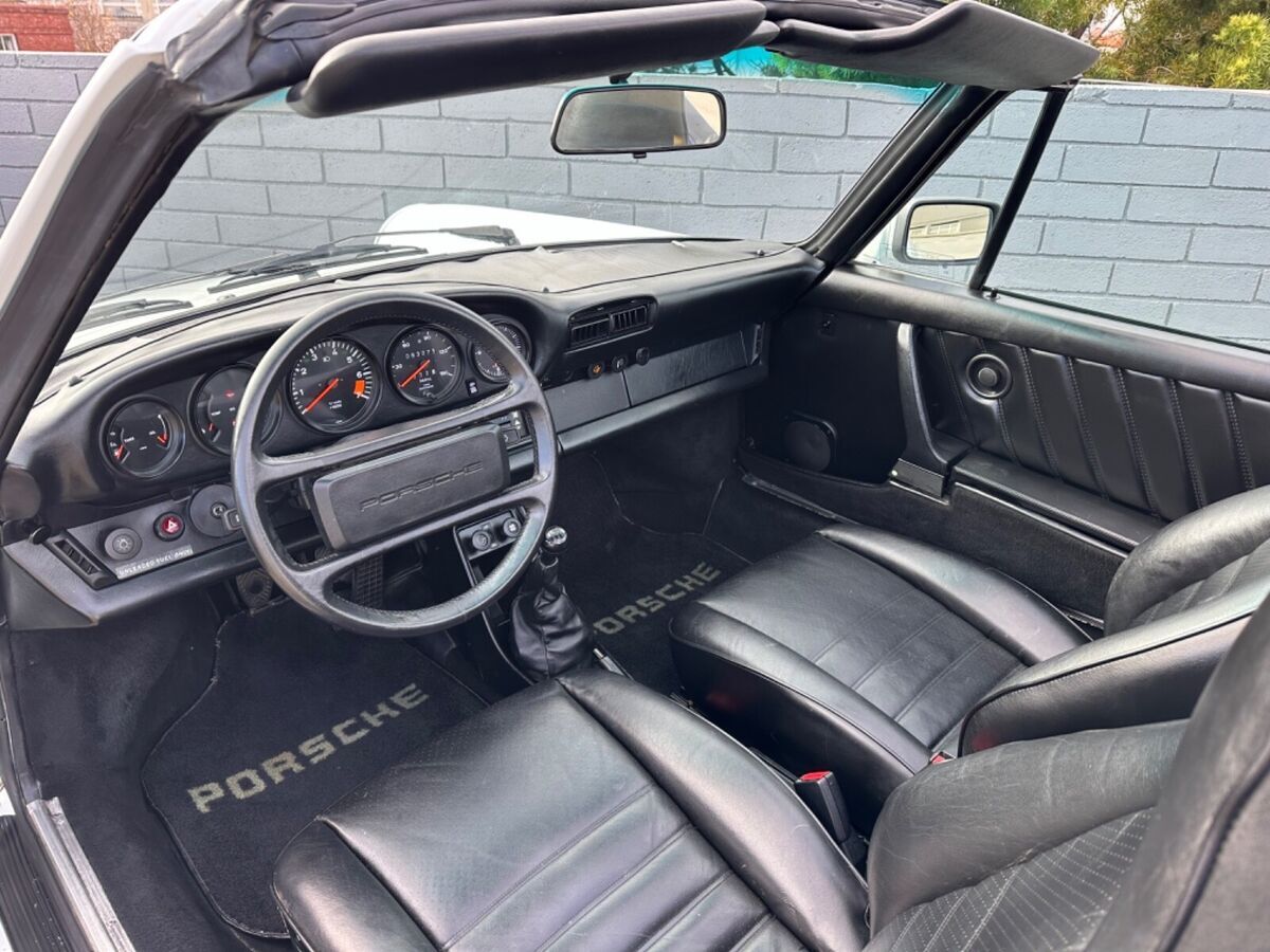 1900 Porsche 911 - photo 12