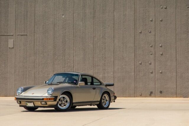 1985 Porsche 911 Carrera 2dr Coupe - photo 13