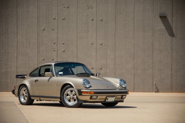 1985 Porsche 911 Carrera 2dr Coupe - photo 7