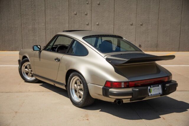 1985 Porsche 911 Carrera 2dr Coupe - photo 8