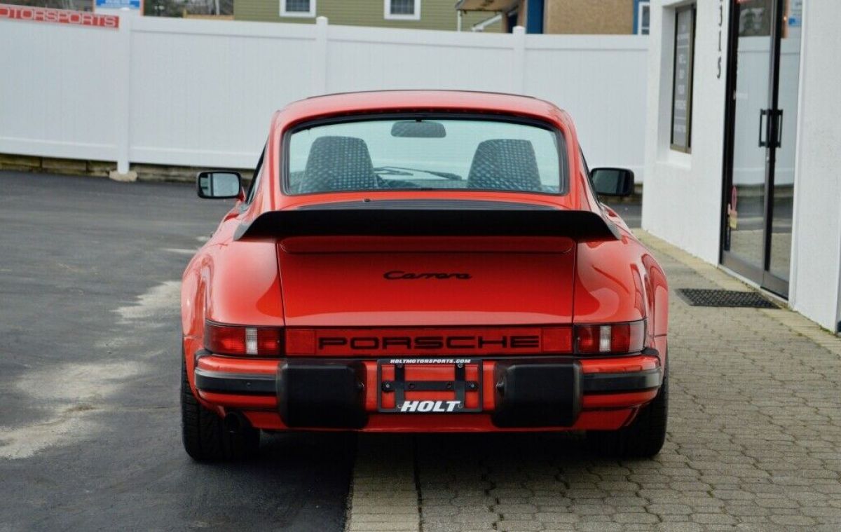 1985 Porsche 911 Carrera Coupe 39K Miles Original/Collector Quality - photo 4