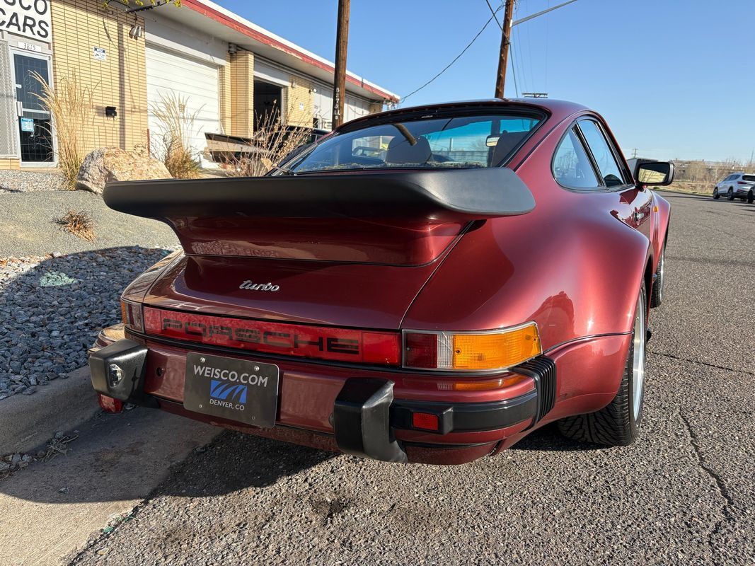 1985 Porsche 911 Turbo Very cleand and low miles Porsche 911 Turbo - photo 5