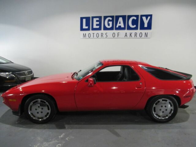 1985 PORSCHE 928 S 0 Automatic 1985 Porsche 928 S