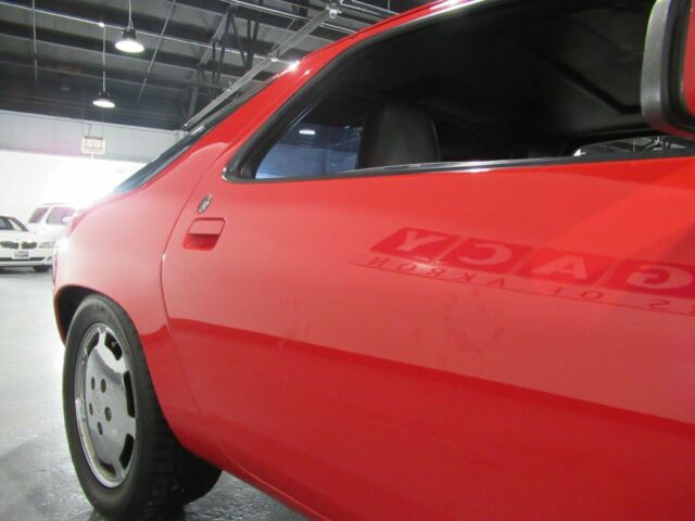 1985 Porsche 928 S - photo 6