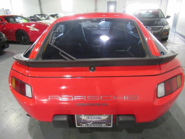 1985 Porsche 928 S - photo 7