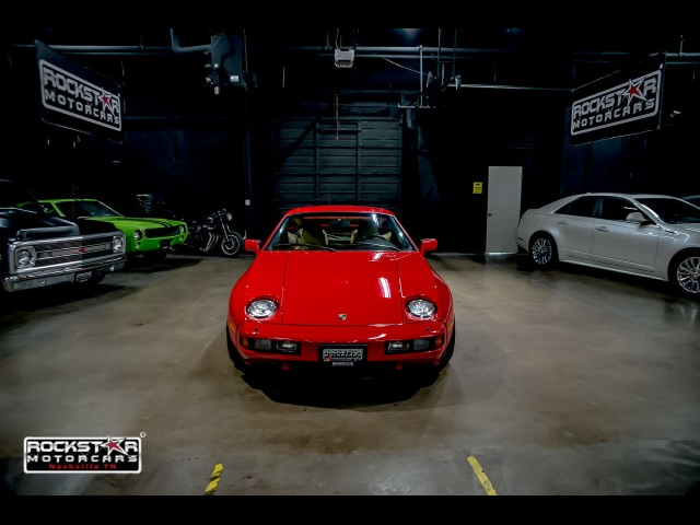 1985 Porsche 928 S - photo 9