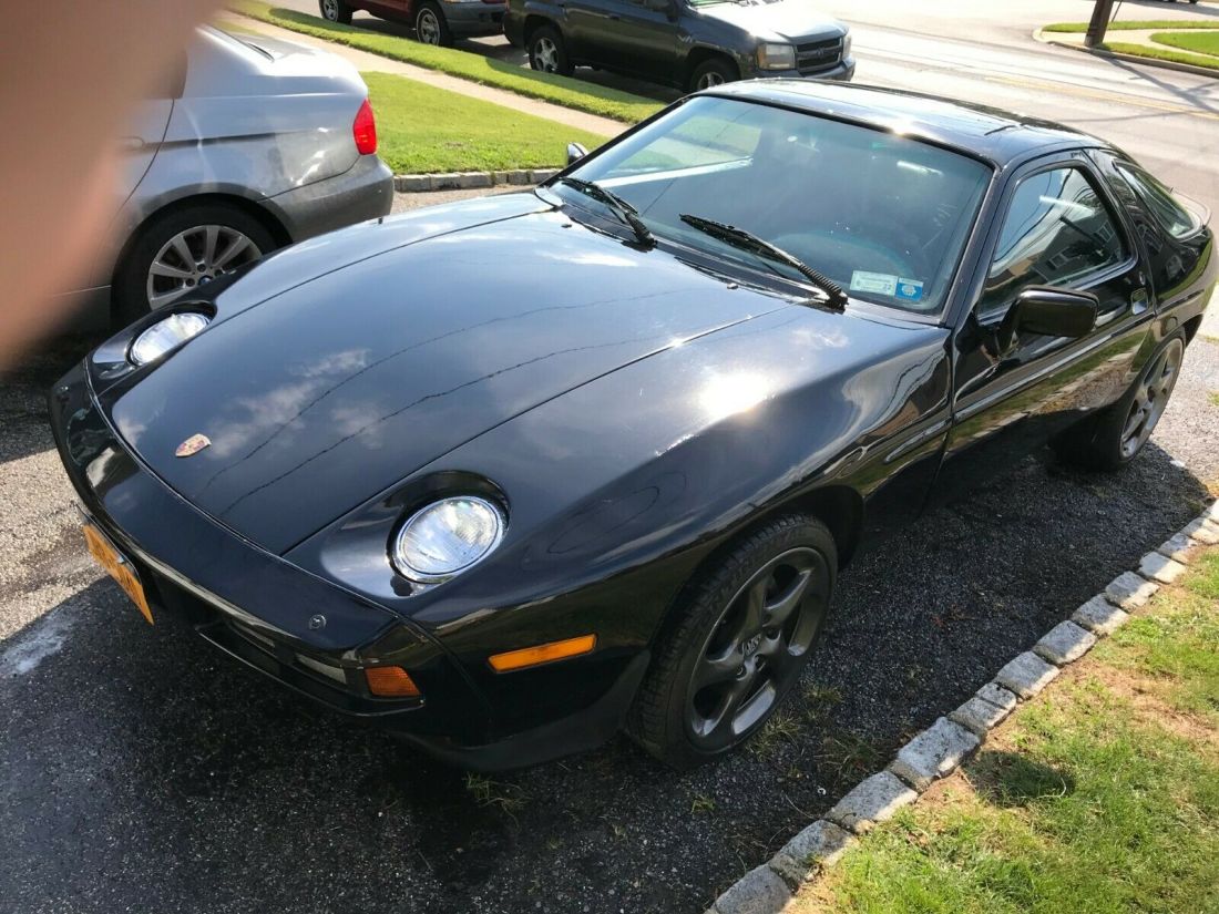 1985 Porsche 928 S. Runs and drives fantastic 1985 Porsche 928
