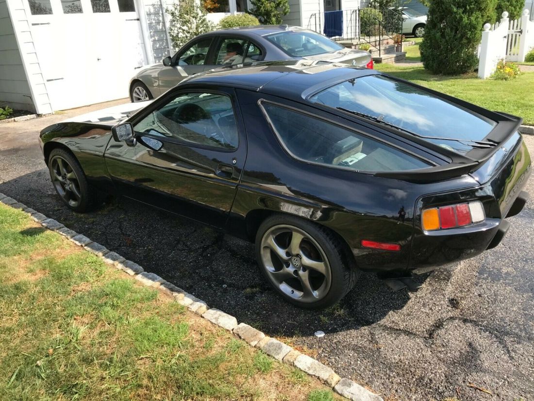 1985 Porsche 928 - photo 2