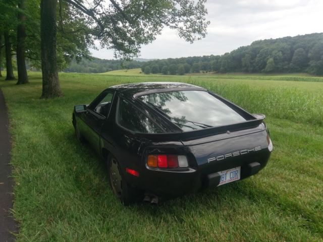 1985 Porsche 928 - photo 5