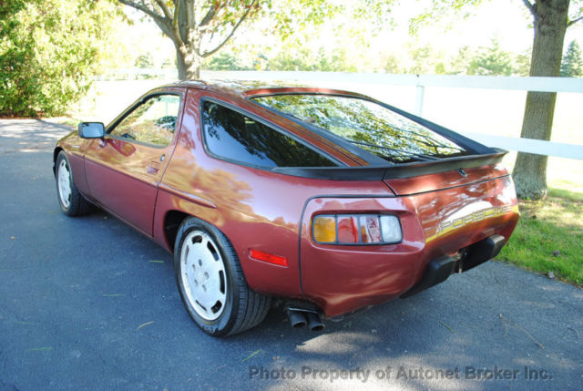 1985 Porsche 928 S - photo 8