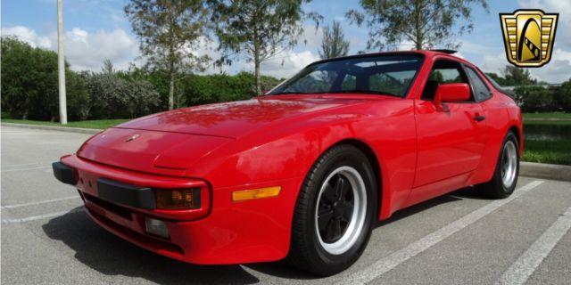 1985 Porsche 944 - photo 2