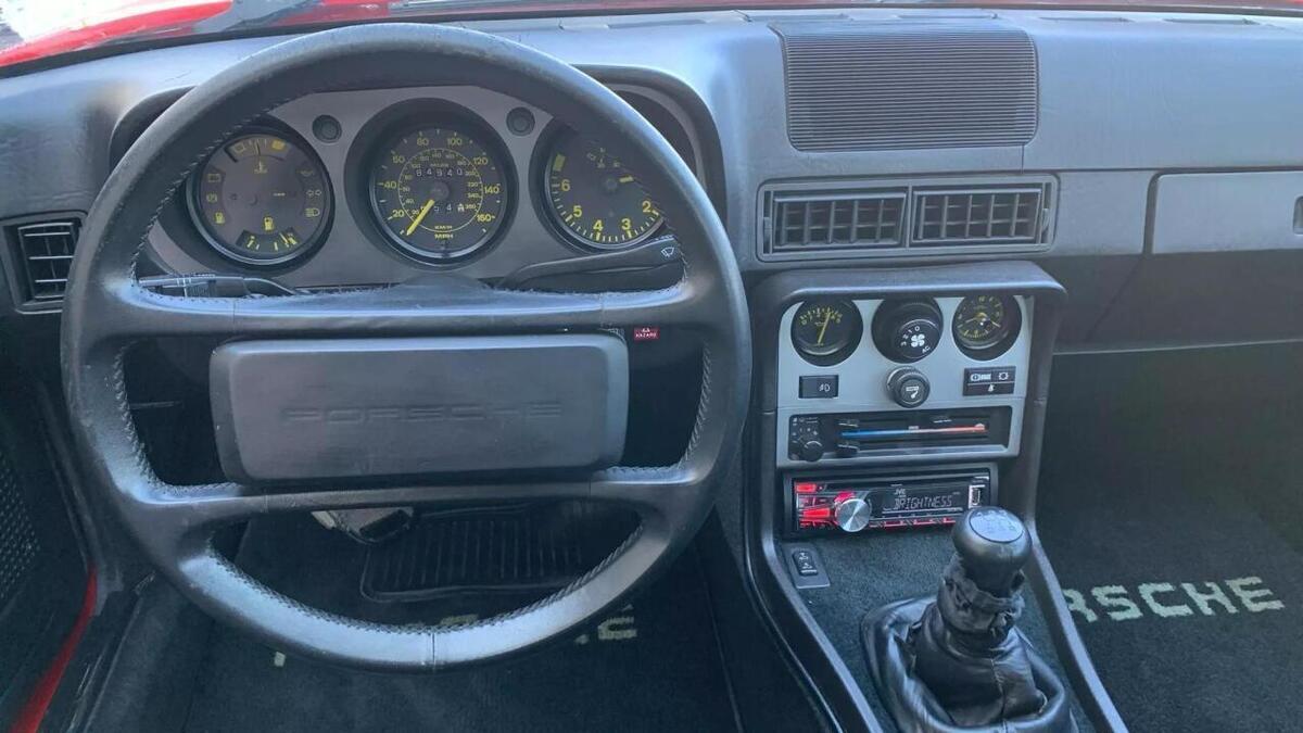 1985 Porsche 944 Base 2dr Hatchback - photo 5
