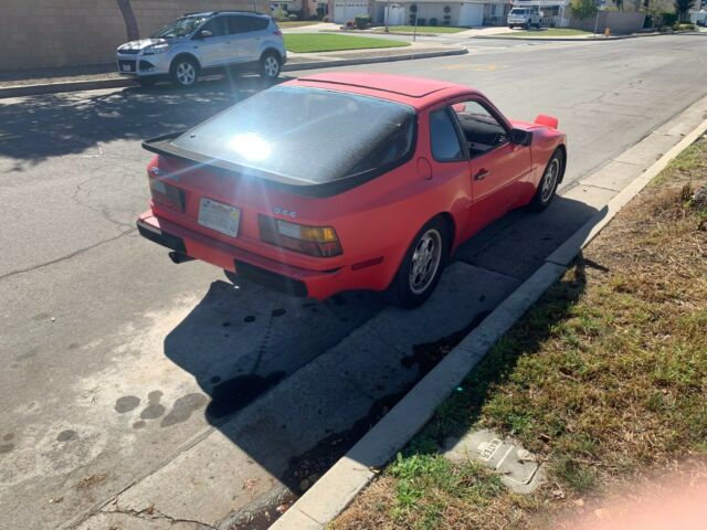 1985 Porsche 944 Base 2dr Hatchback - photo 3