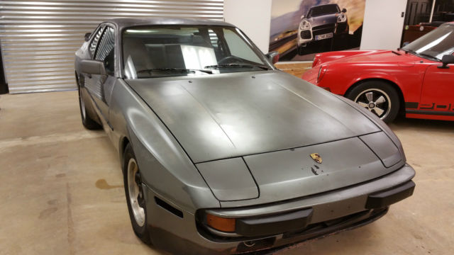 1985 Porsche 944 - photo 3
