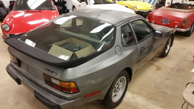 1985 Porsche 944 - photo 6
