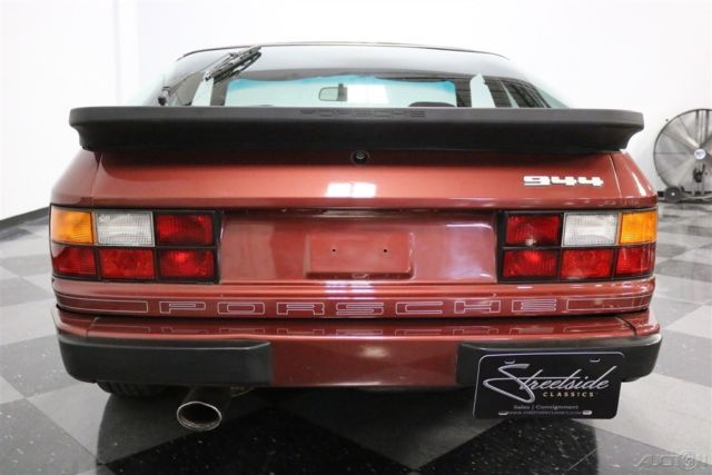 1985 Porsche 944 - photo 11