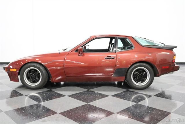 1985 Porsche 944 - photo 2