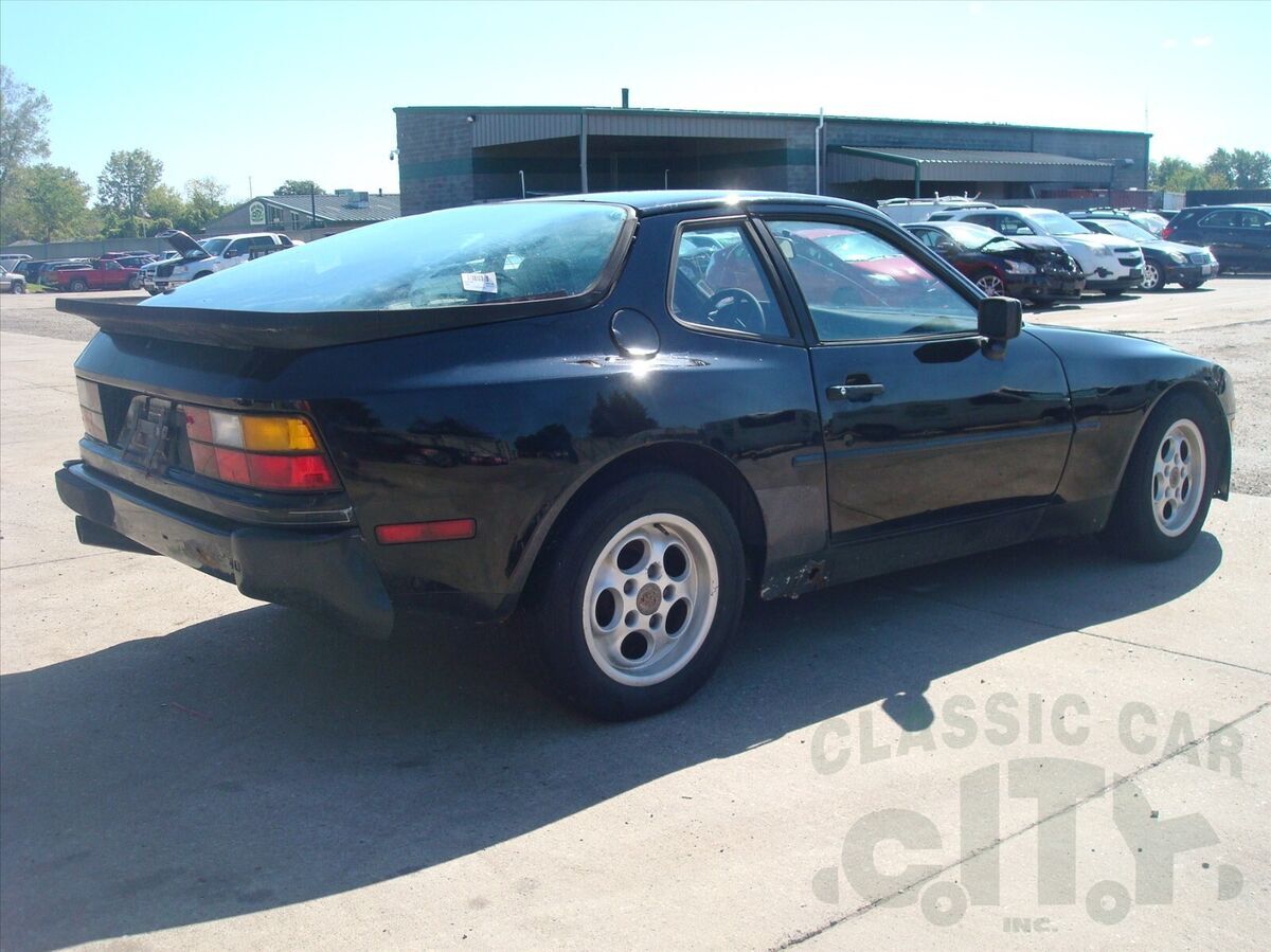 1985 Porsche 944 WE SHIP ! - photo 13