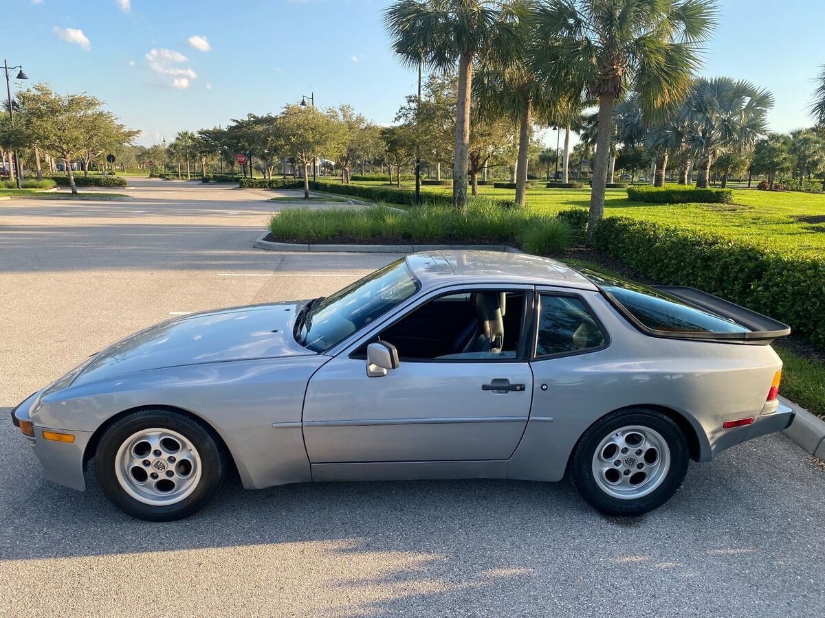 1985 Porsche 944 - photo 4