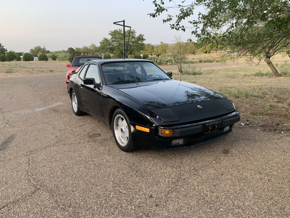 1985 Porsche 944 Coupe Black RWD Manual 1985 Porsche 944