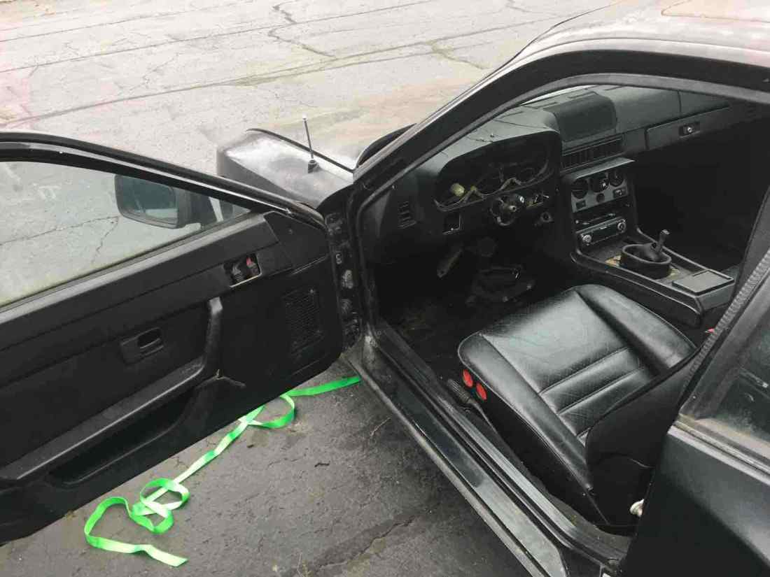 1985 Porsche 944 - photo 9