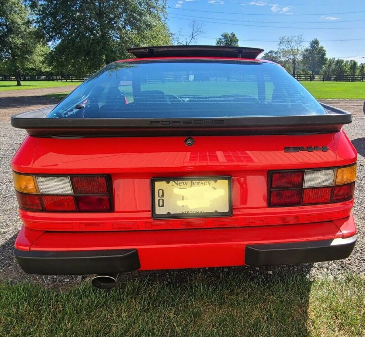 1985 Porsche 944 - photo 2
