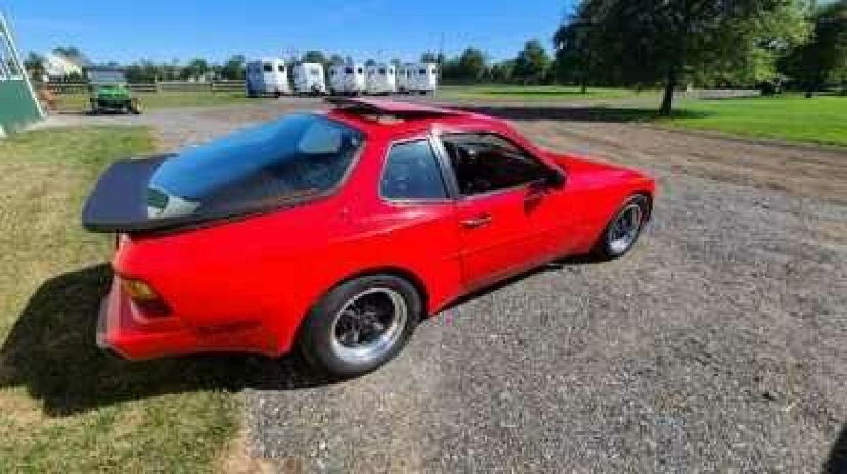 1985 Porsche 944 - photo 5